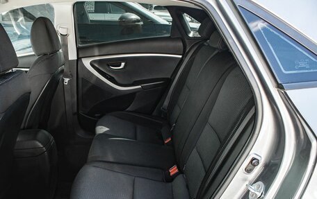 Hyundai i30 II рестайлинг, 2012 год, 900 000 рублей, 12 фотография