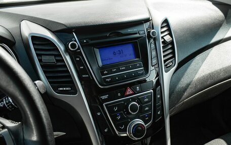 Hyundai i30 II рестайлинг, 2012 год, 900 000 рублей, 18 фотография