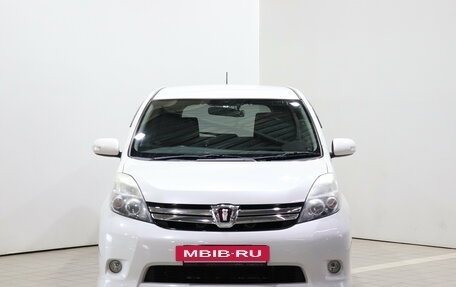 Toyota ISis I, 2013 год, 1 120 000 рублей, 2 фотография