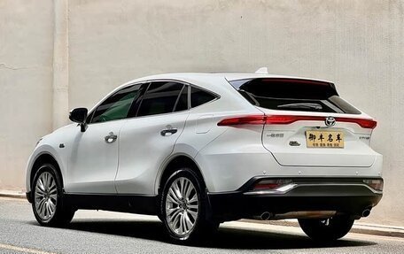 Toyota Harrier, 2024 год, 4 300 008 рублей, 6 фотография