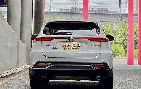 Toyota Harrier, 2024 год, 4 300 008 рублей, 5 фотография