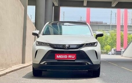 Toyota Harrier, 2024 год, 4 300 008 рублей, 2 фотография