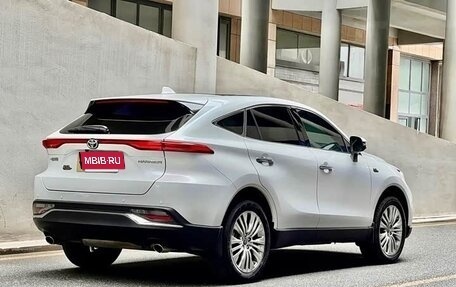Toyota Harrier, 2024 год, 4 300 008 рублей, 4 фотография