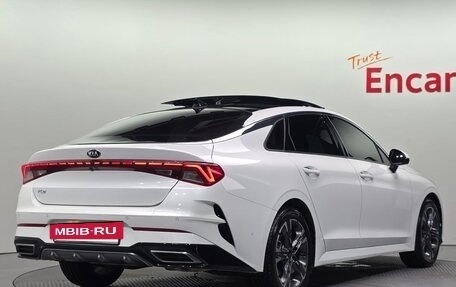 KIA K5, 2022 год, 1 880 000 рублей, 2 фотография