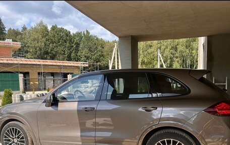 Porsche Cayenne III, 2012 год, 2 075 000 рублей, 8 фотография