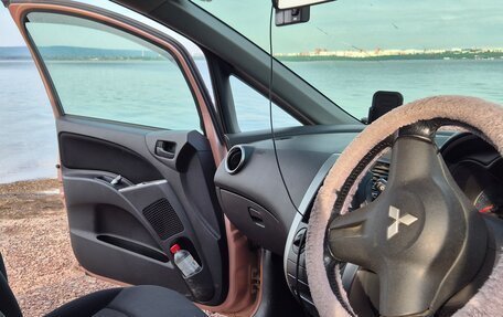 Mitsubishi Colt VI рестайлинг, 2010 год, 550 000 рублей, 12 фотография