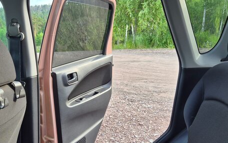 Mitsubishi Colt VI рестайлинг, 2010 год, 550 000 рублей, 18 фотография