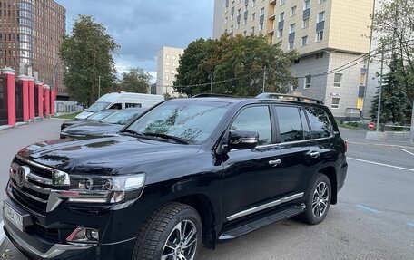 Toyota Land Cruiser 200, 2019 год, 9 500 000 рублей, 4 фотография