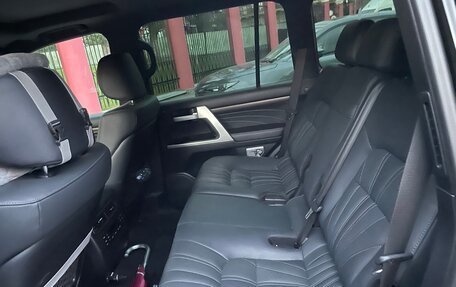 Toyota Land Cruiser 200, 2019 год, 9 500 000 рублей, 10 фотография