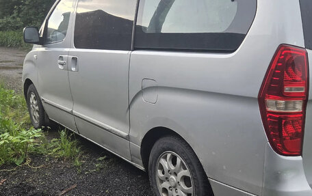 Hyundai Grand Starex Grand Starex I рестайлинг 2, 2009 год, 1 200 000 рублей, 2 фотография