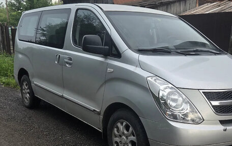 Hyundai Grand Starex Grand Starex I рестайлинг 2, 2009 год, 1 200 000 рублей, 3 фотография