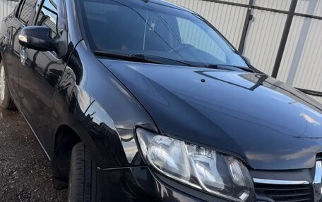 Renault Logan II, 2014 год, 550 000 рублей, 2 фотография