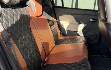 Renault Logan II, 2014 год, 550 000 рублей, 7 фотография