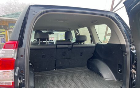 Toyota Land Cruiser Prado 150 рестайлинг 2, 2013 год, 3 650 000 рублей, 16 фотография