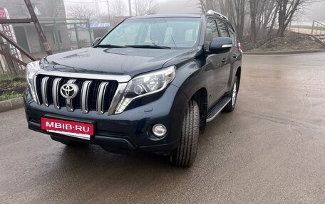 Toyota Land Cruiser Prado 150 рестайлинг 2, 2013 год, 3 650 000 рублей, 10 фотография