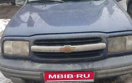 Chevrolet Tracker II, 1999 год, 269 900 рублей, 2 фотография