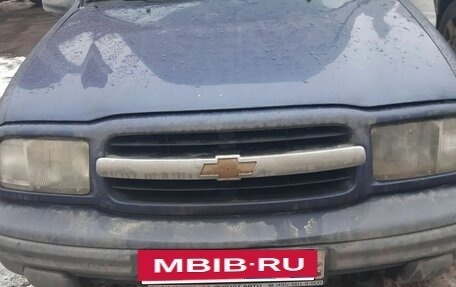 Chevrolet Tracker II, 1999 год, 269 900 рублей, 3 фотография