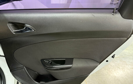 Opel Astra J, 2012 год, 580 000 рублей, 23 фотография