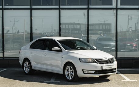Skoda Rapid I, 2015 год, 900 000 рублей, 5 фотография
