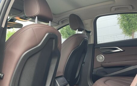 BMW 1 серия, 2022 год, 1 520 000 рублей, 9 фотография