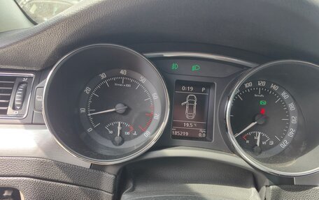 Skoda Superb III рестайлинг, 2014 год, 1 050 000 рублей, 7 фотография