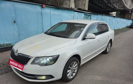 Skoda Superb III рестайлинг, 2014 год, 1 050 000 рублей, 5 фотография