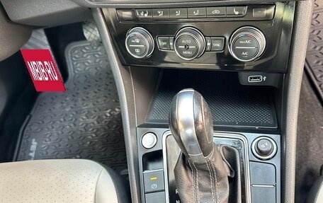 Volkswagen Jetta VII, 2019 год, 1 850 000 рублей, 18 фотография