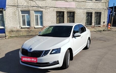 Skoda Octavia, 2017 год, 1 800 000 рублей, 3 фотография