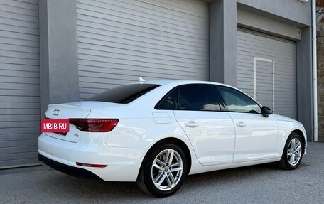 Audi A4, 2017 год, 2 350 000 рублей, 5 фотография