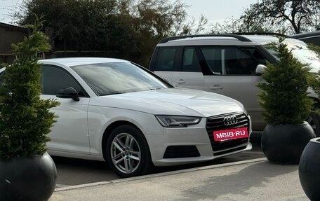 Audi A4, 2017 год, 2 350 000 рублей, 4 фотография