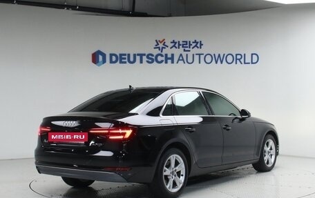 Audi A4, 2018 год, 2 360 008 рублей, 4 фотография