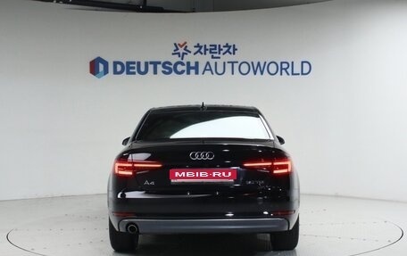 Audi A4, 2018 год, 2 360 008 рублей, 3 фотография