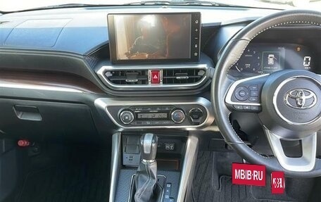Toyota Raize I, 2022 год, 1 220 000 рублей, 9 фотография
