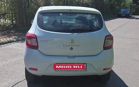 Renault Sandero II рестайлинг, 2017 год, 650 000 рублей, 3 фотография