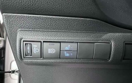 Toyota Corolla, 2021 год, 1 045 000 рублей, 14 фотография
