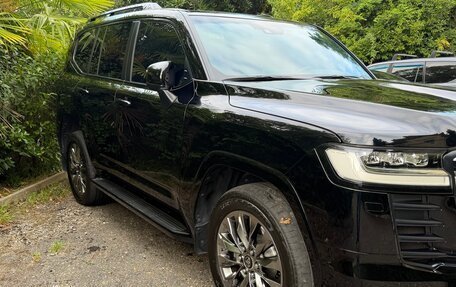 Toyota Land Cruiser, 2023 год, 10 400 000 рублей, 3 фотография
