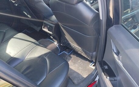 Toyota Camry, 2019 год, 2 670 000 рублей, 7 фотография