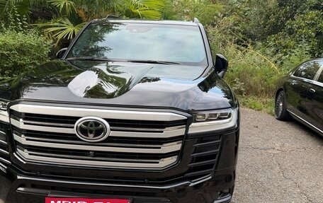 Toyota Land Cruiser, 2023 год, 10 400 000 рублей, 4 фотография