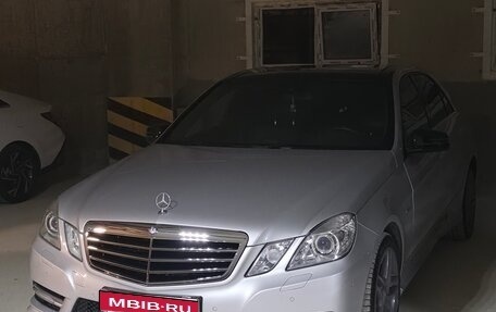 Mercedes-Benz E-Класс, 2012 год, 2 050 000 рублей, 1 фотография