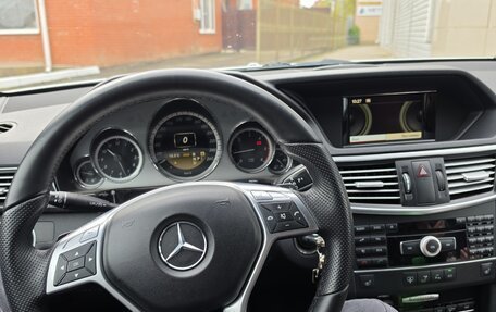 Mercedes-Benz E-Класс, 2012 год, 2 050 000 рублей, 4 фотография