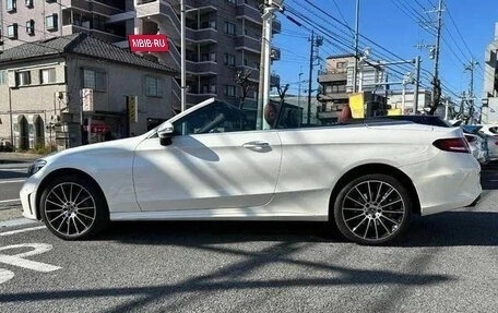 Mercedes-Benz C-Класс, 2018 год, 1 740 007 рублей, 8 фотография