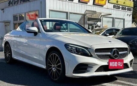 Mercedes-Benz C-Класс, 2018 год, 1 740 007 рублей, 3 фотография