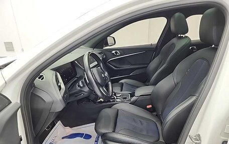 BMW 1 серия, 2022 год, 2 200 013 рублей, 6 фотография