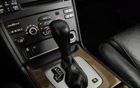 Volvo XC90 II рестайлинг, 2011 год, 1 048 000 рублей, 16 фотография