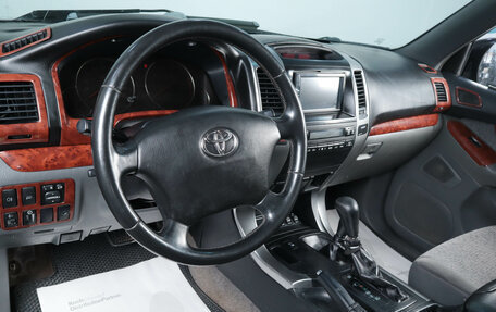 Toyota Land Cruiser Prado 120 рестайлинг, 2006 год, 1 529 000 рублей, 9 фотография