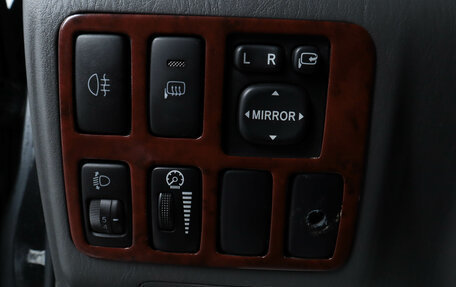 Toyota Land Cruiser Prado 120 рестайлинг, 2006 год, 1 529 000 рублей, 16 фотография