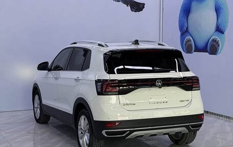 Volkswagen T-Cross I, 2022 год, 1 174 000 рублей, 6 фотография