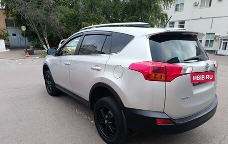 Toyota RAV4, 2013 год, 1 850 000 рублей, 4 фотография