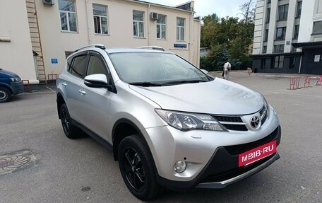 Toyota RAV4, 2013 год, 1 850 000 рублей, 8 фотография