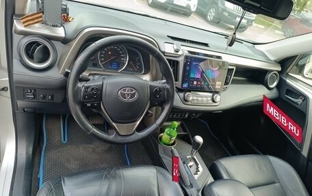 Toyota RAV4, 2013 год, 1 850 000 рублей, 9 фотография